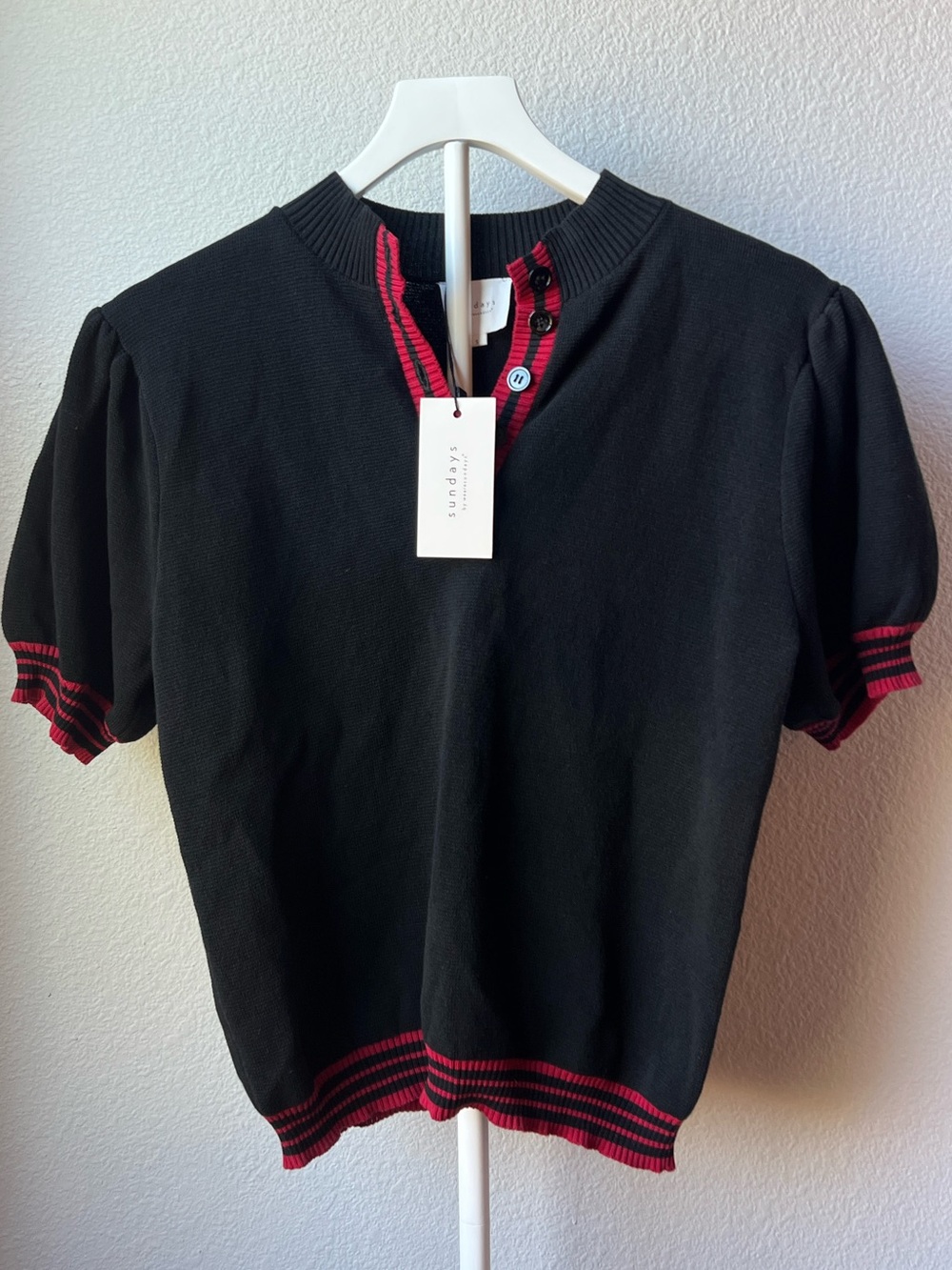 Sundays Bea Short Sleeve Knit Pullover Polo Rugby Preppy Sweater Black Red S